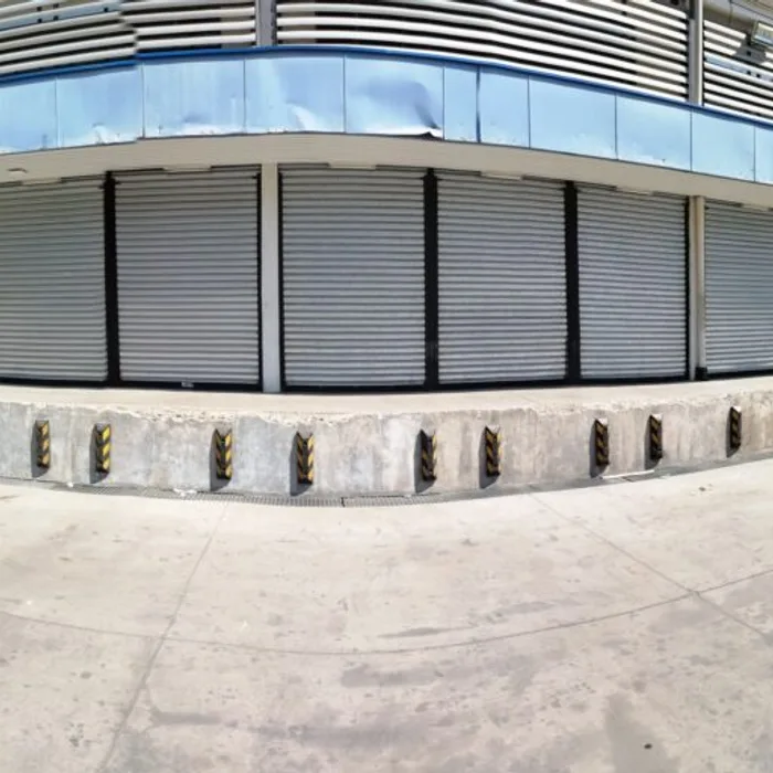 CORTINAS METÁLICAS MACUL