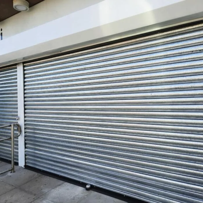 Venta de cortinas metálicas